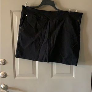 Black Skort